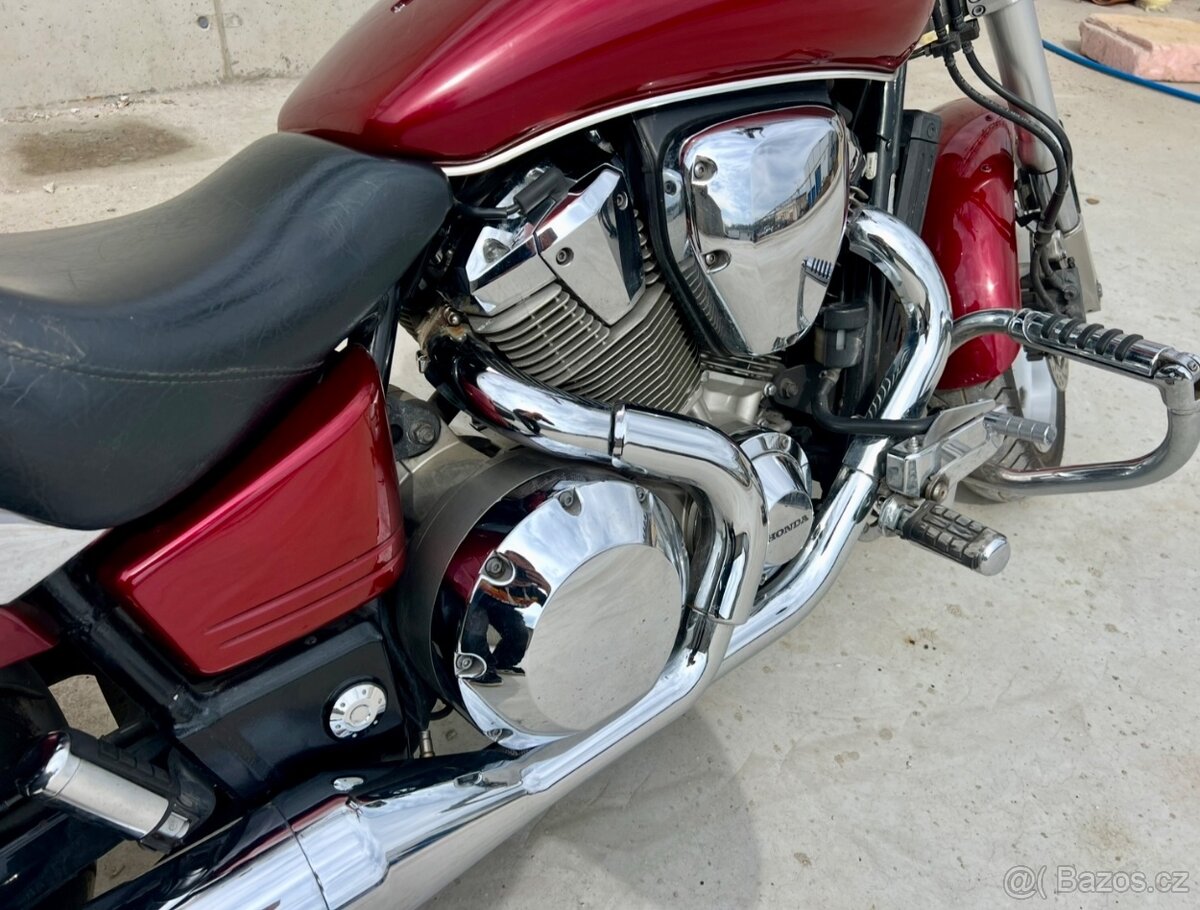 Honda VTX 1800, TOP stav - 13