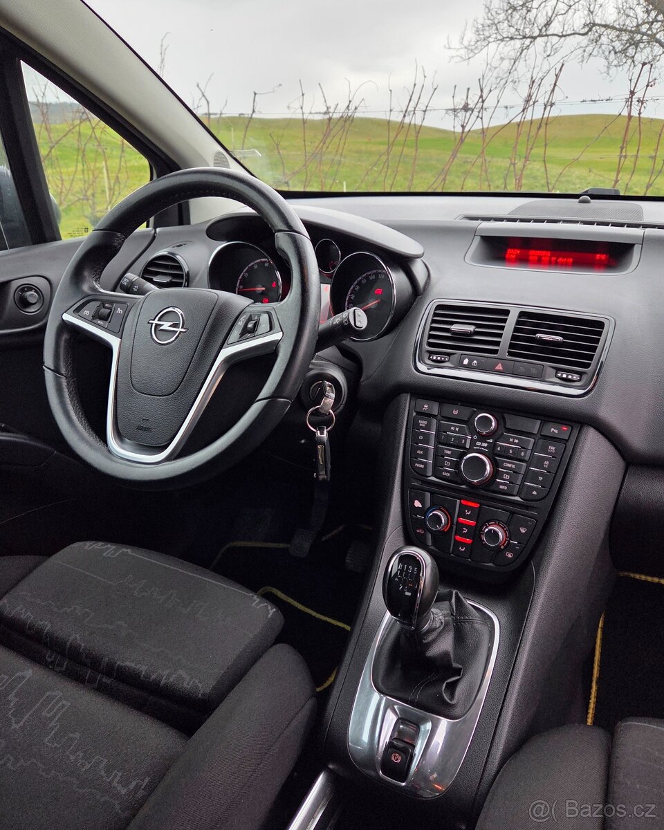 Opel Meriva 1.4 16V 88KW/120 koní R.V 07/2010 - 13