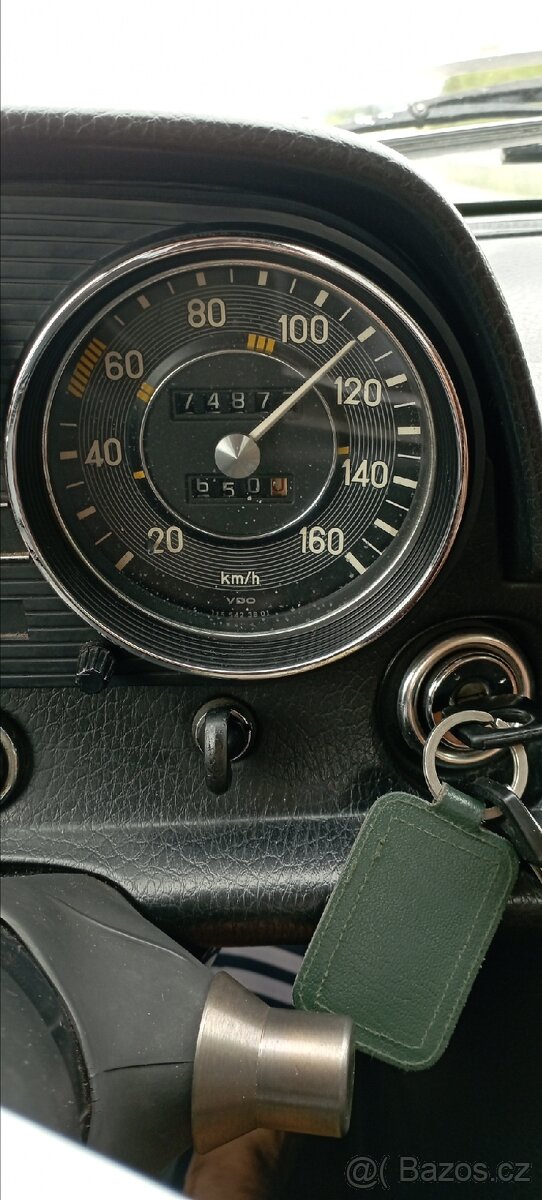 Mercedes w115 /8 220d - 13