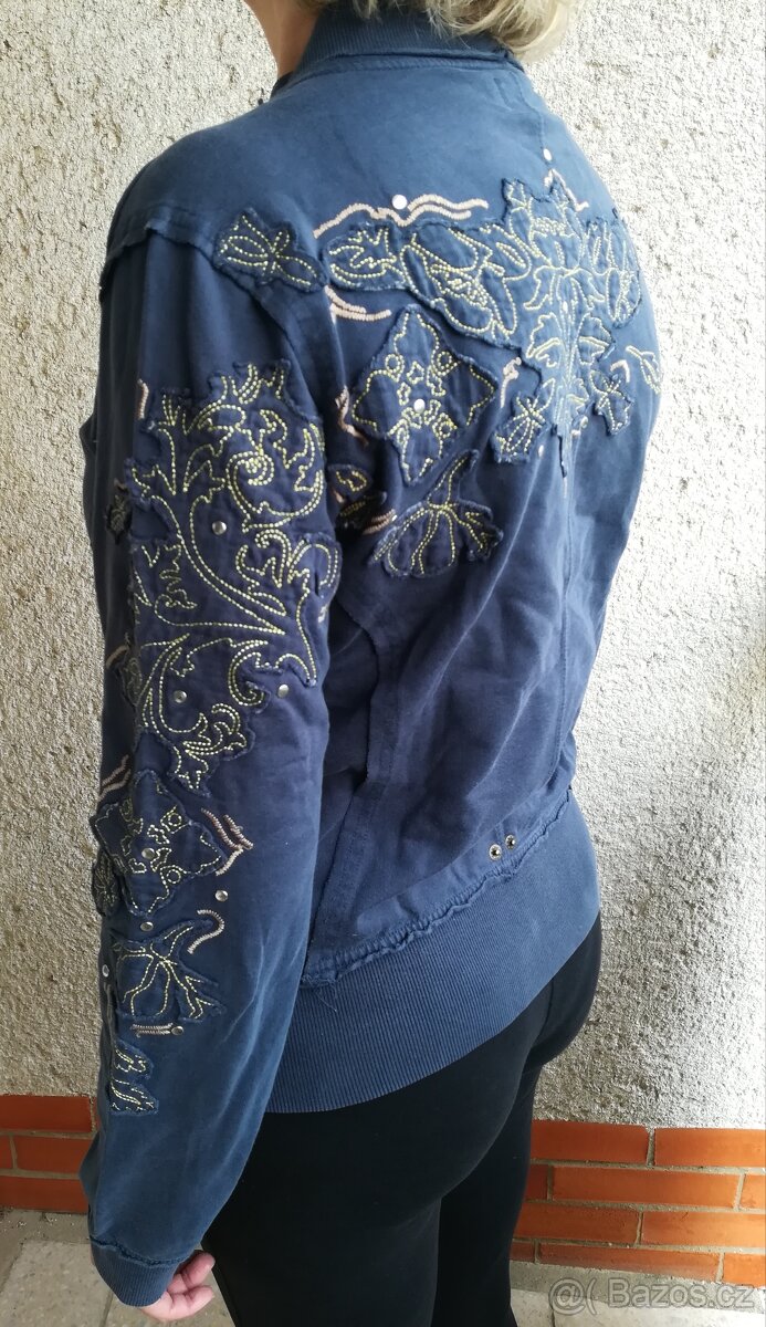 Balík dámského oblečení vel. L (17 kusů) - 13