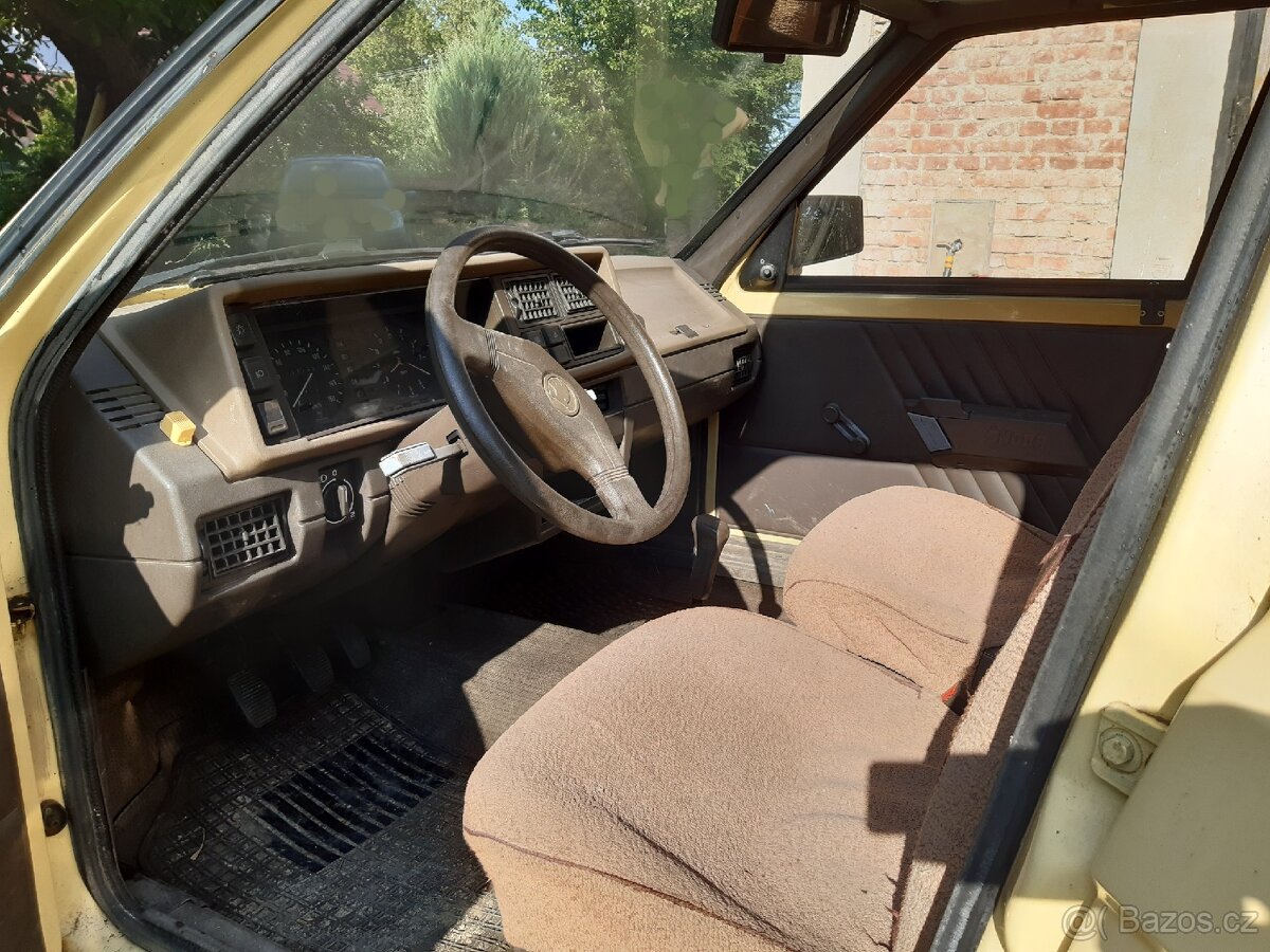 Škoda Favorit 136 L - 13