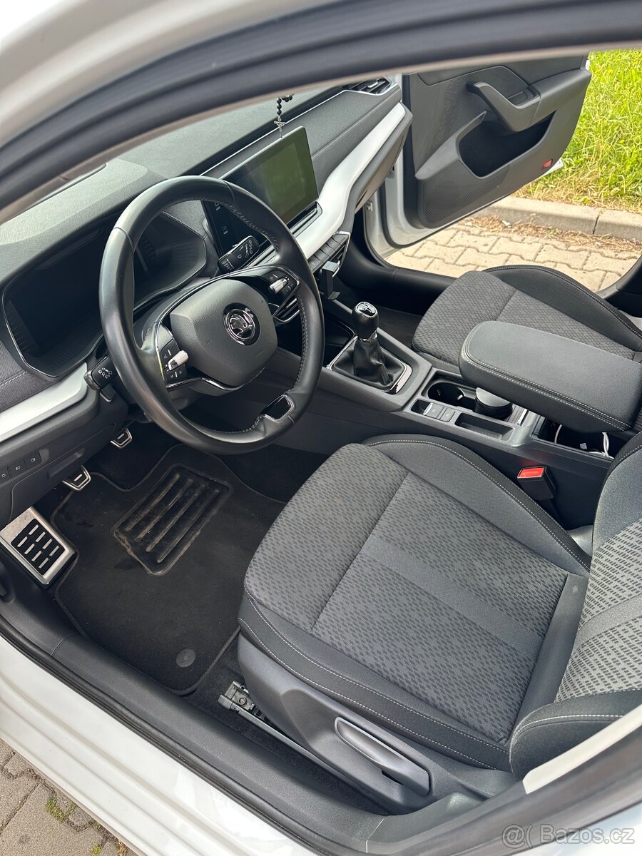 Škoda Octavia IV 1.5 TSi 110 kW - 13