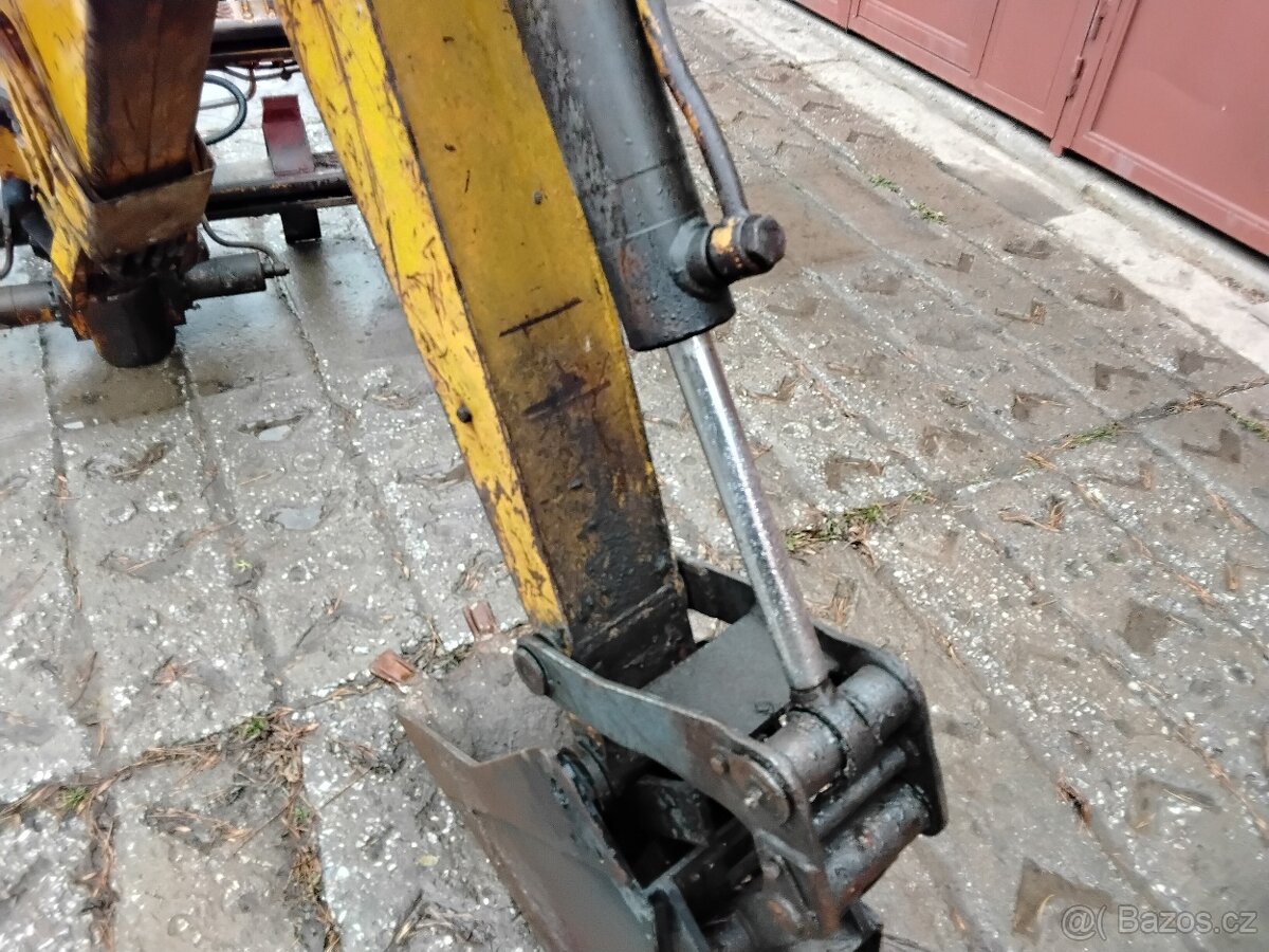 Podkop na smykoví nakladač - 13