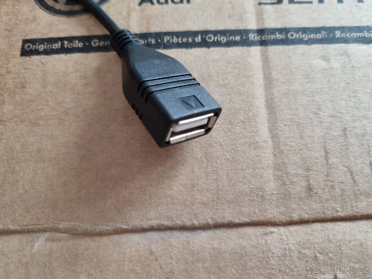 MDI MMI USB kábel / GPS anténa k rádiu s navigáciou. - 13