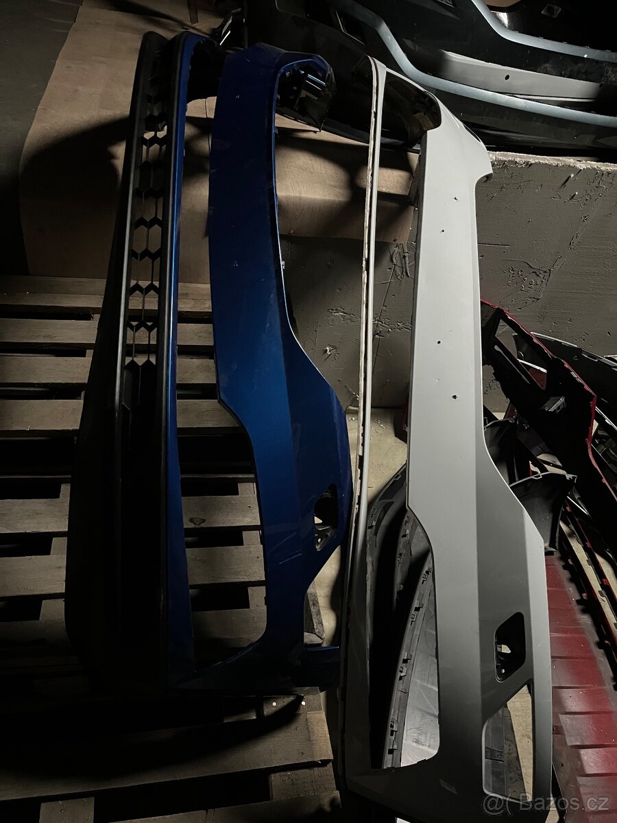 Karoq-kapota,svetla,narazniky,blatniky,dveře. - 13