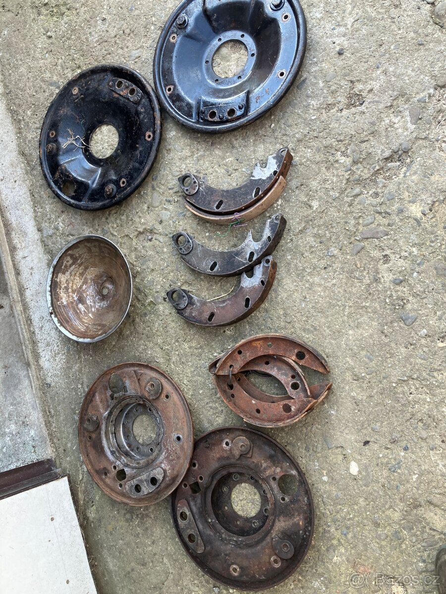 směs auto dílů pro veterány - 13