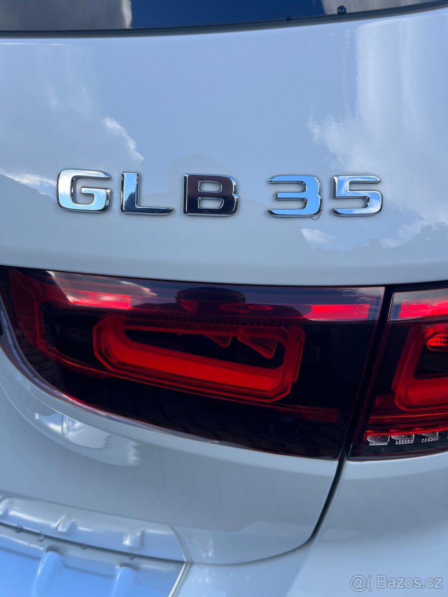 Mercedes Benz GLB 35 AMG 4Matic - 13