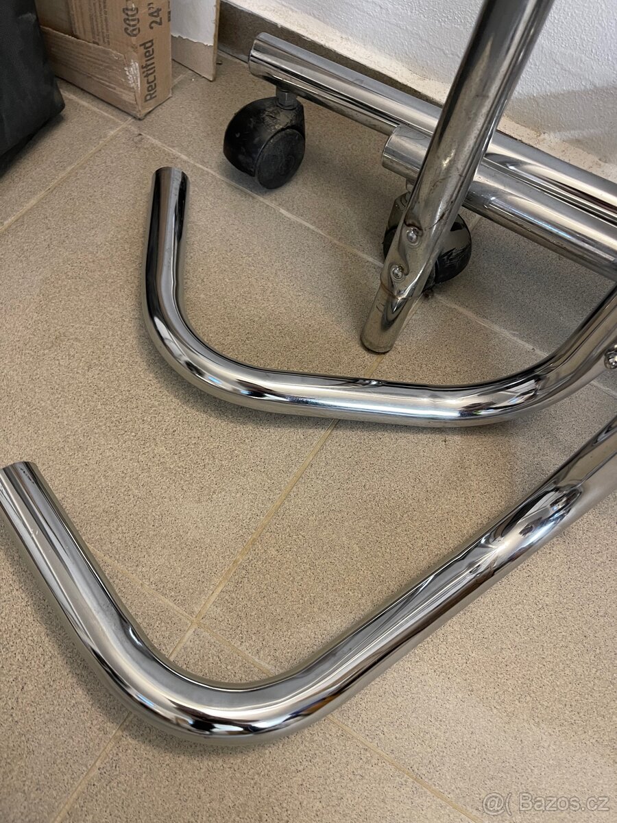 Stojan na oblečení věšák do obchodu - 13