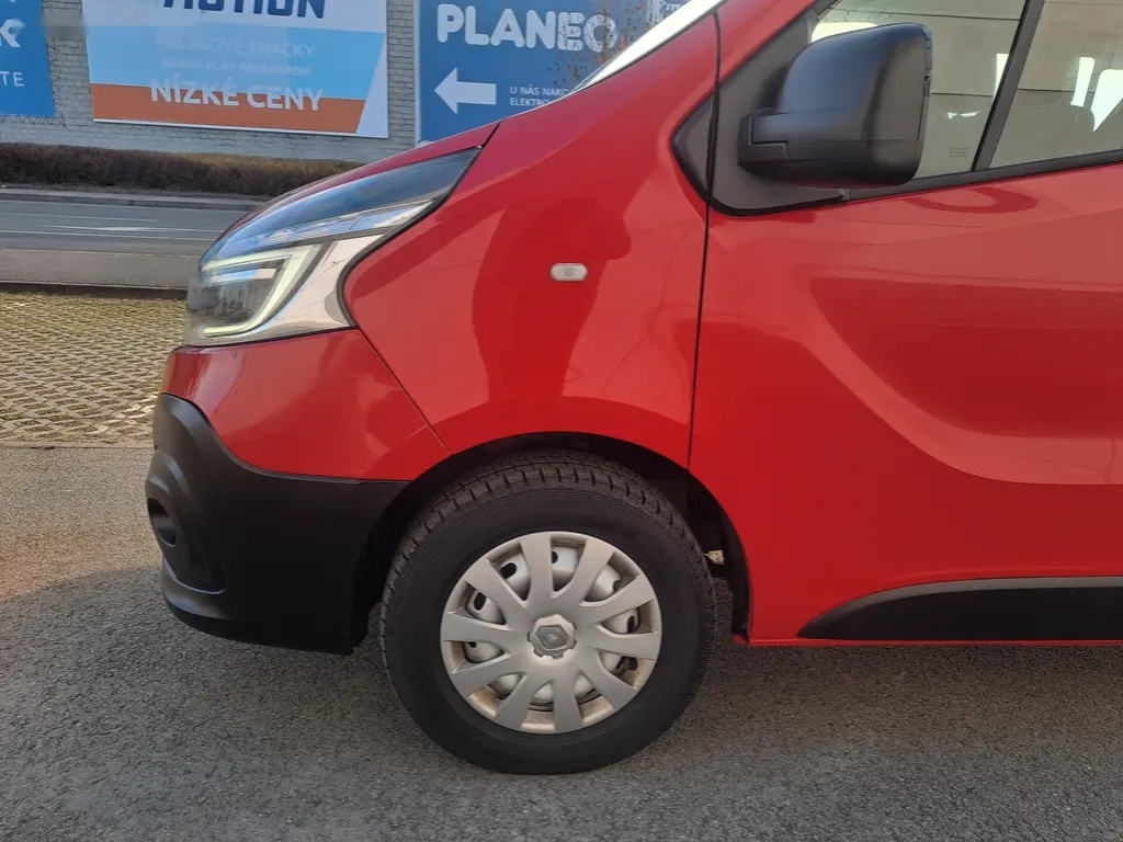 Renault Trafic, 2.0DCI L2 6.MÍSTNÉ DPH PERFEKT - 13