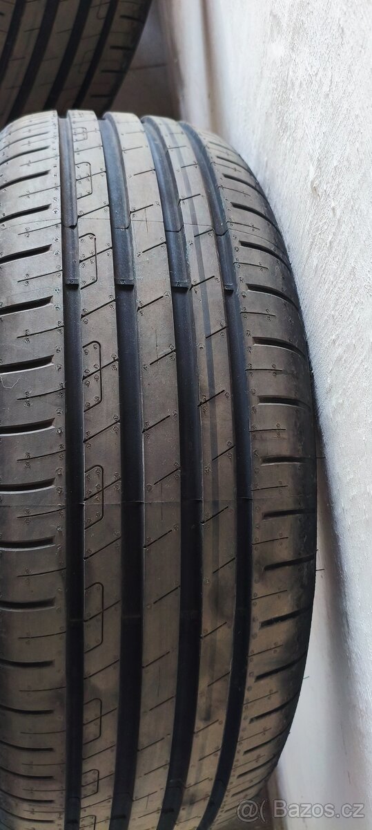 Goodyear Efficientgrip Performance 205/55 R17 91V - 13