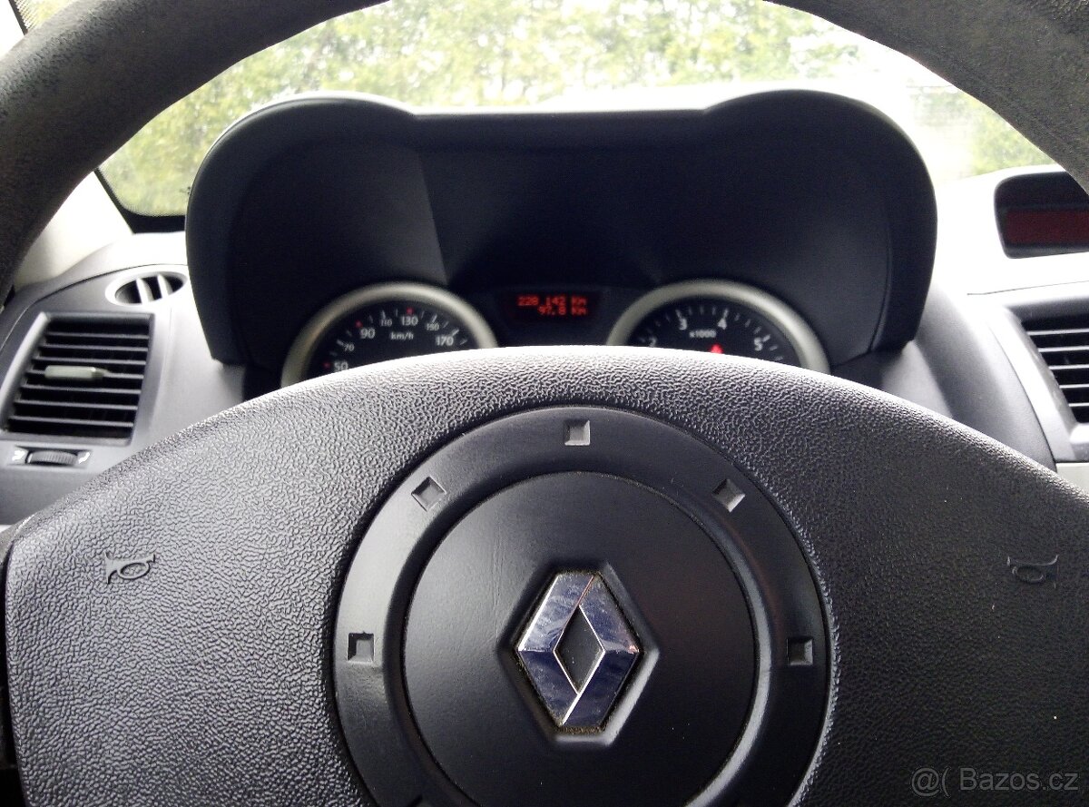 Renault Mégane, 1.6i 83kW - 13