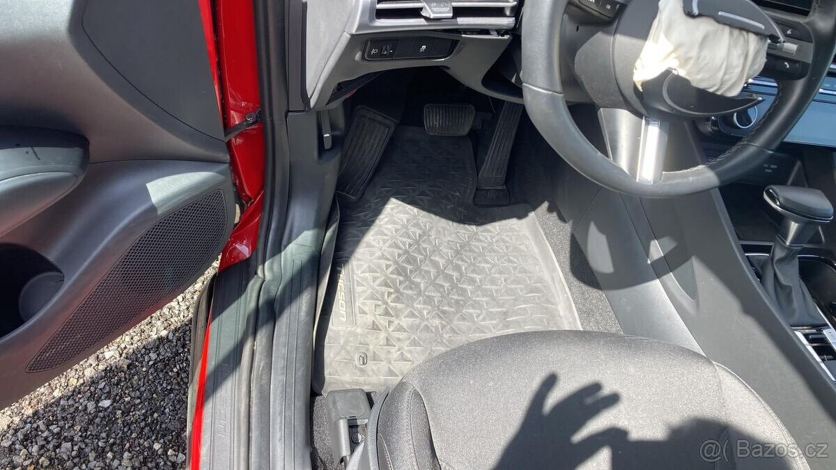 Hyundai Tucson - 13