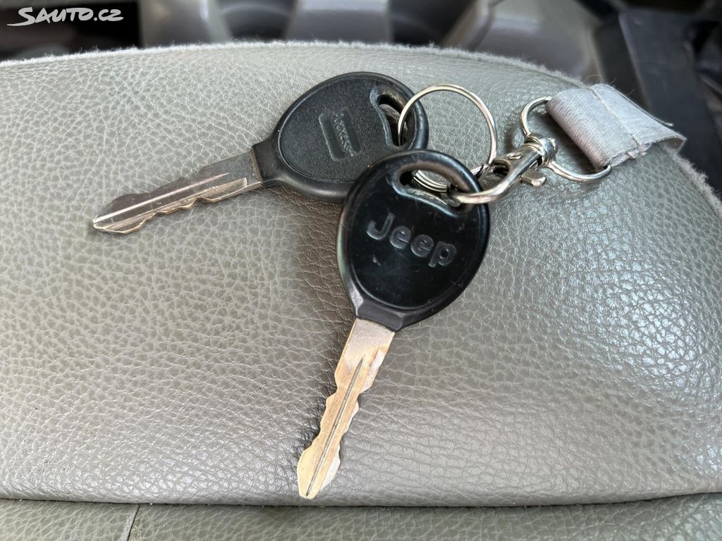 🚗 Jeep Wrangler 2.4i Sport 4x4 NAVIJÁK TAŽNÉ - 13