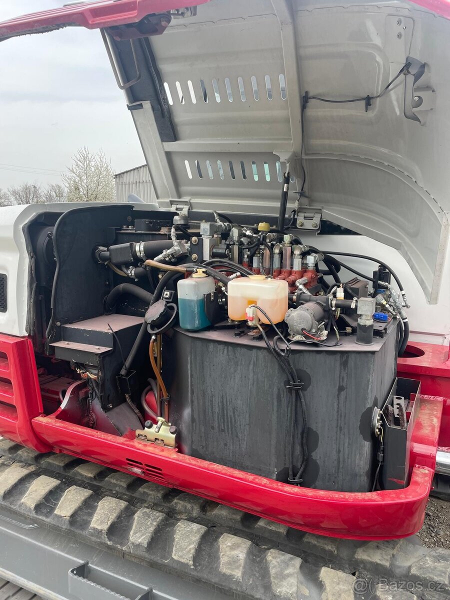 Takeuchi TB290 - 13