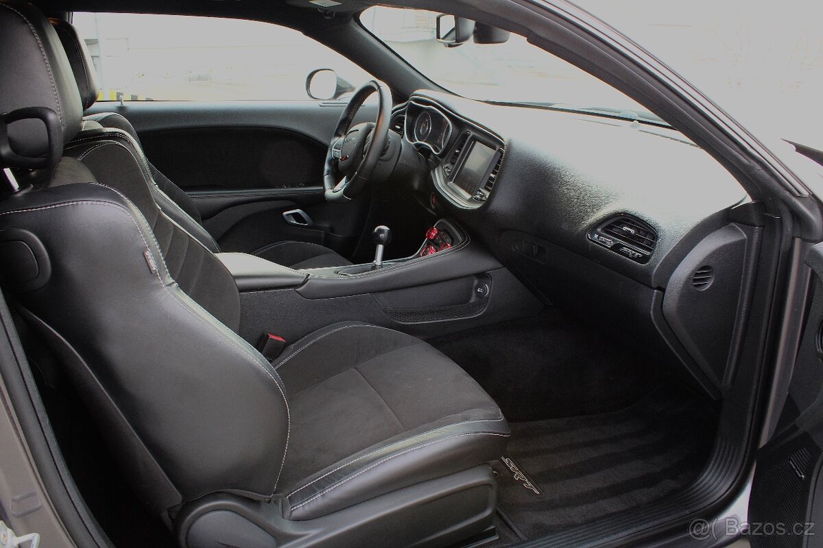 Dodge Challenger SRT 392 6.4 HEMI V8 - Možná výmena - 13