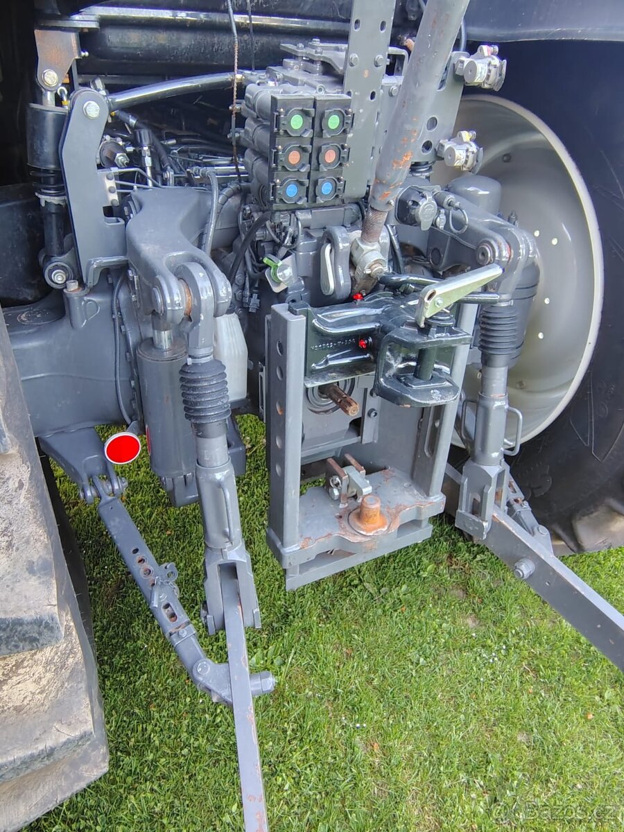 Traktor VALTRA T175 ACTIVE POWERSHIFT 2023 - 13