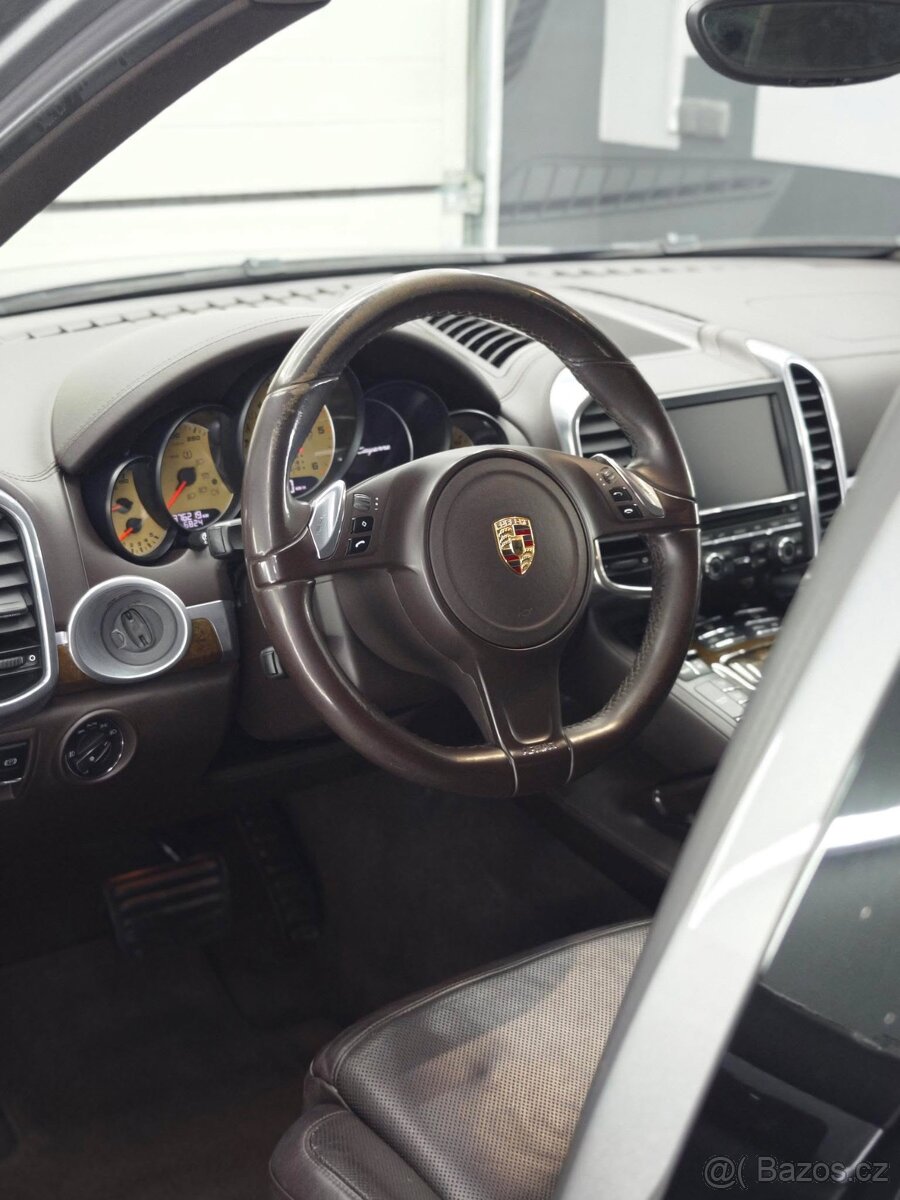 Porsche Cayenne 3.0 TDi 4x4 - 13