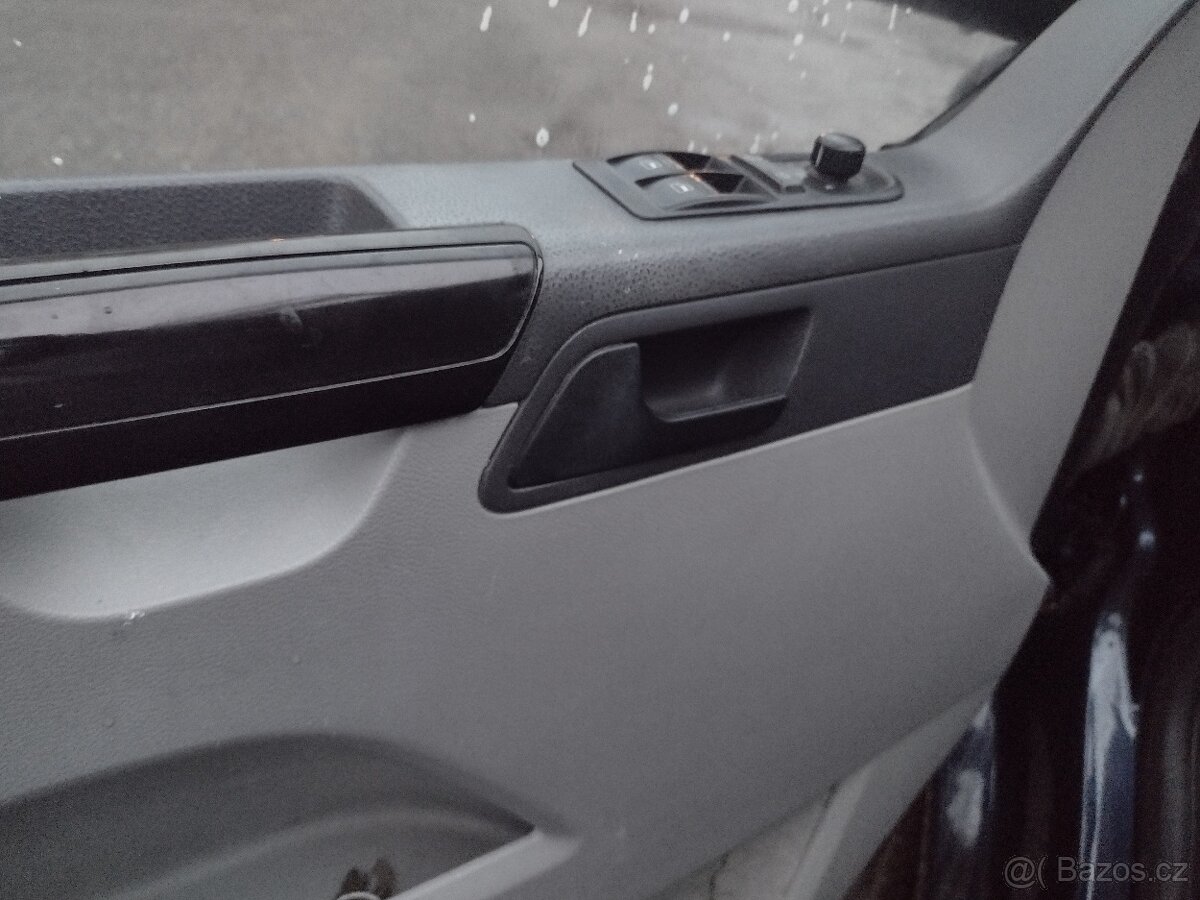 VW Transporter 2.0Tdi - 13