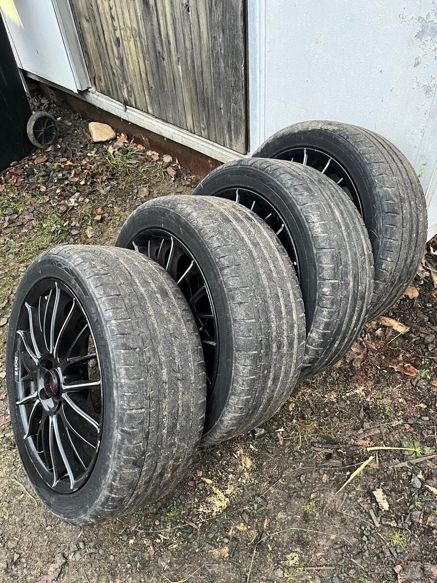 VW GOLF 1,9 TDI, 77KW, R.V. 2007 - 13