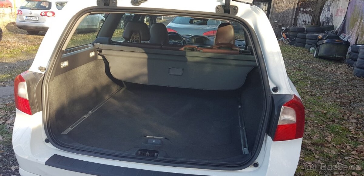 Volvo V70 2.0d combi 120 kw - 13