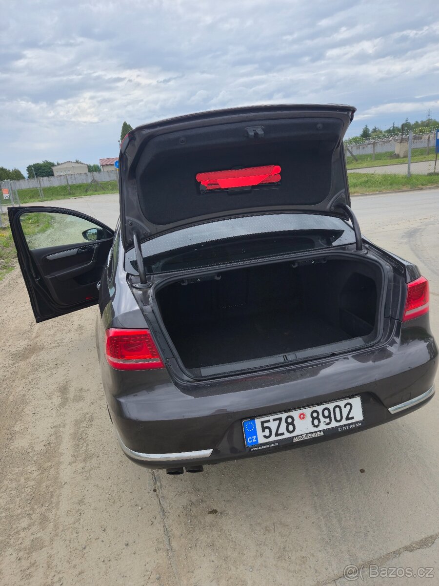 Volkswagen Passat, 2.0 TDI, Highline - 13