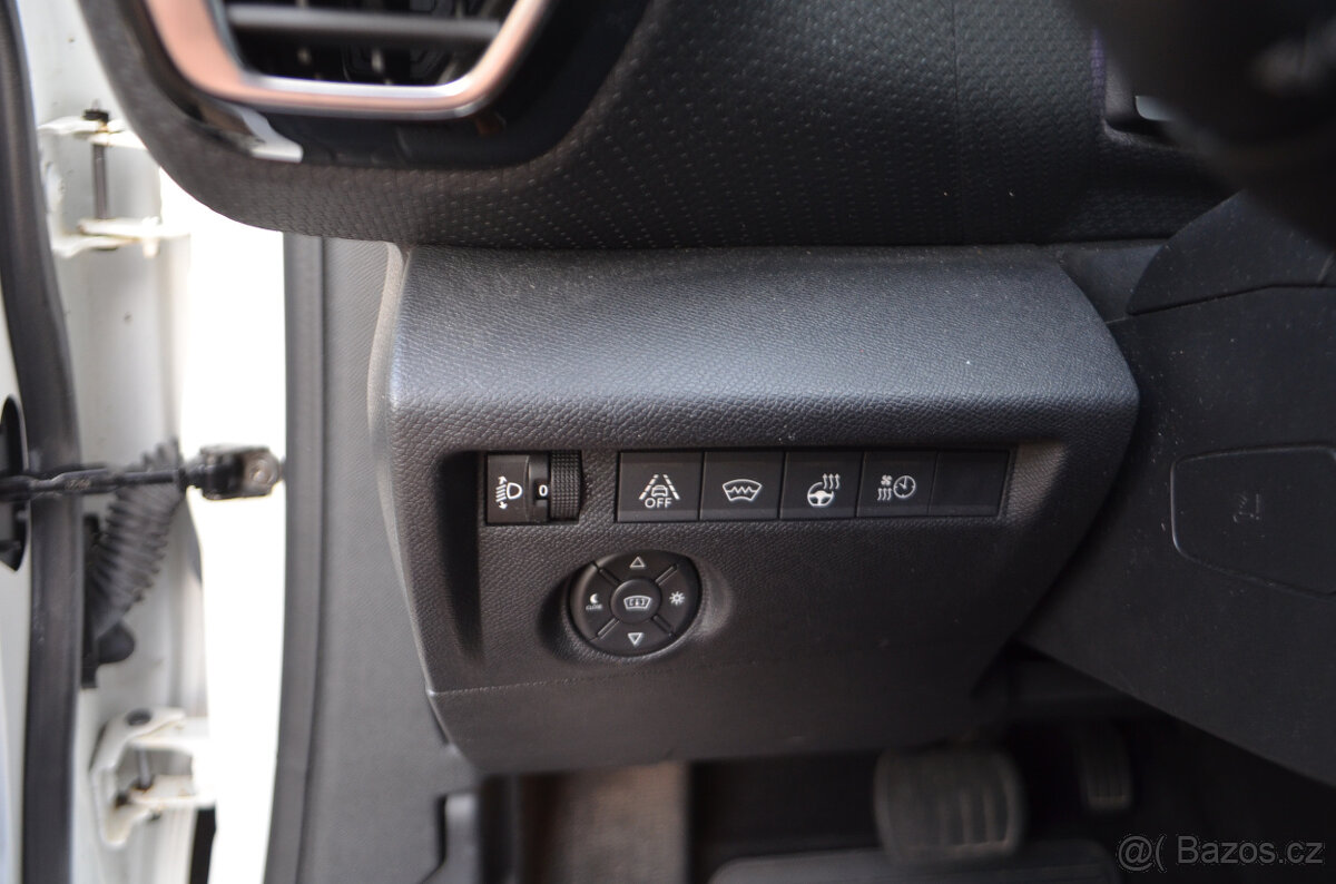 PRODÁM CITROEN E-C4 SCHINE MAX VÝBAVA 2021 + KABEL - 13
