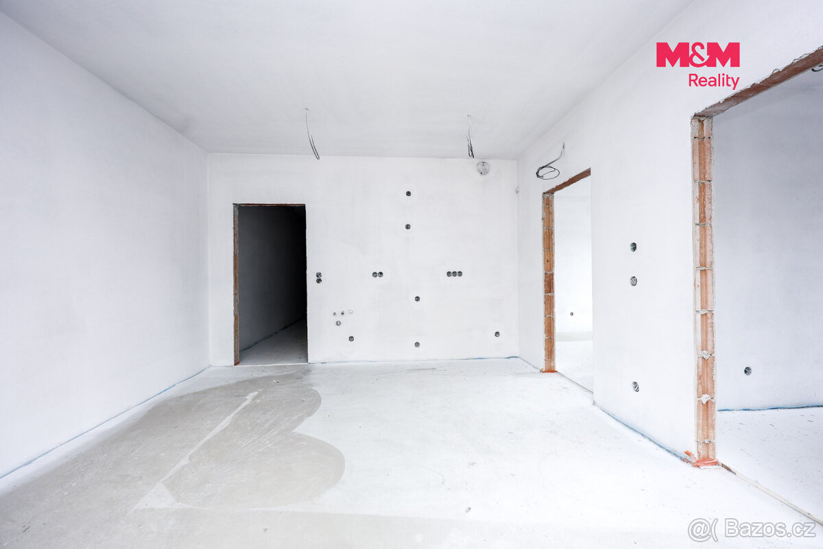 Prodej bytu 2+1, 69 m², Vsetín, ul. Mostecká - 13