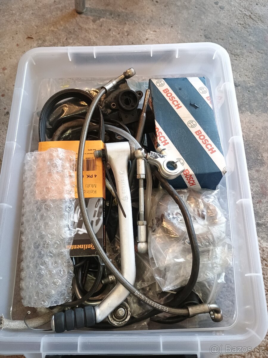 BMW r1100gs díly - 13