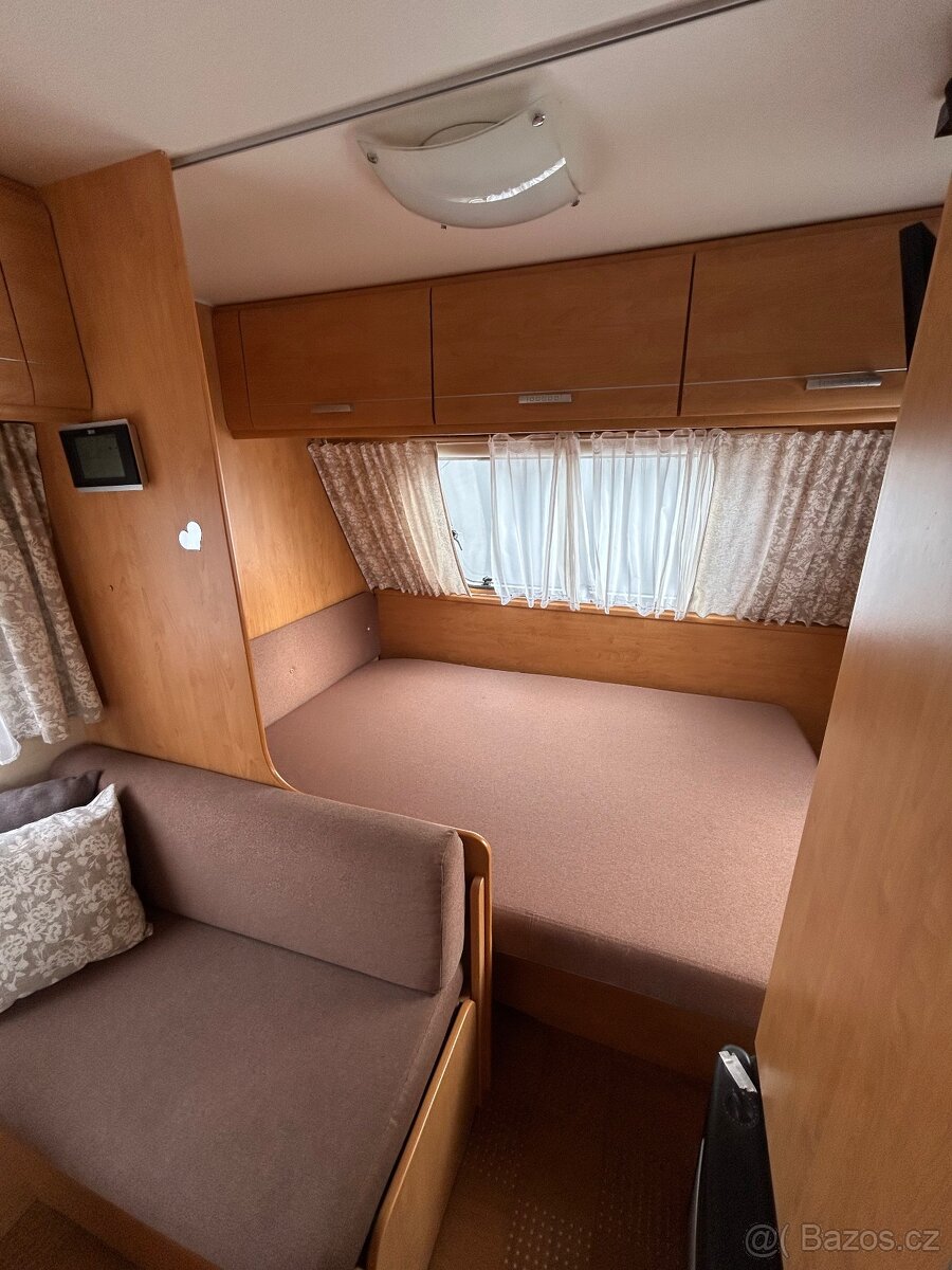 Karavan Caravelair 486, r. 2009 - 13