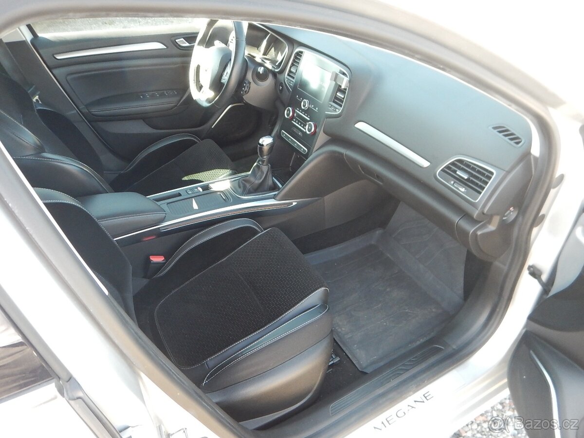 RENAULT Megane 1.2 TCe, 97 kW, ČR - 13