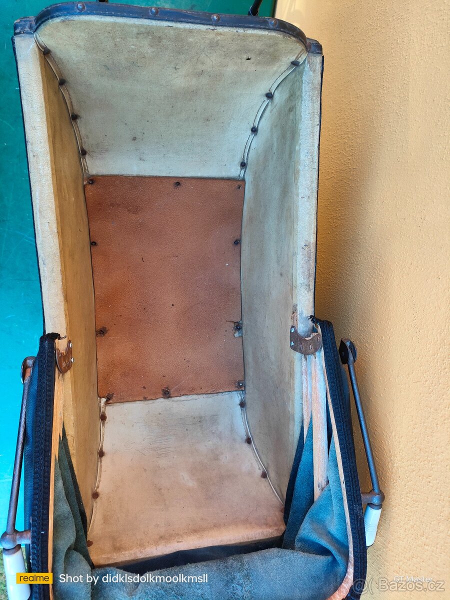 Starožitný kočárek pro panenky č. 205 - 13