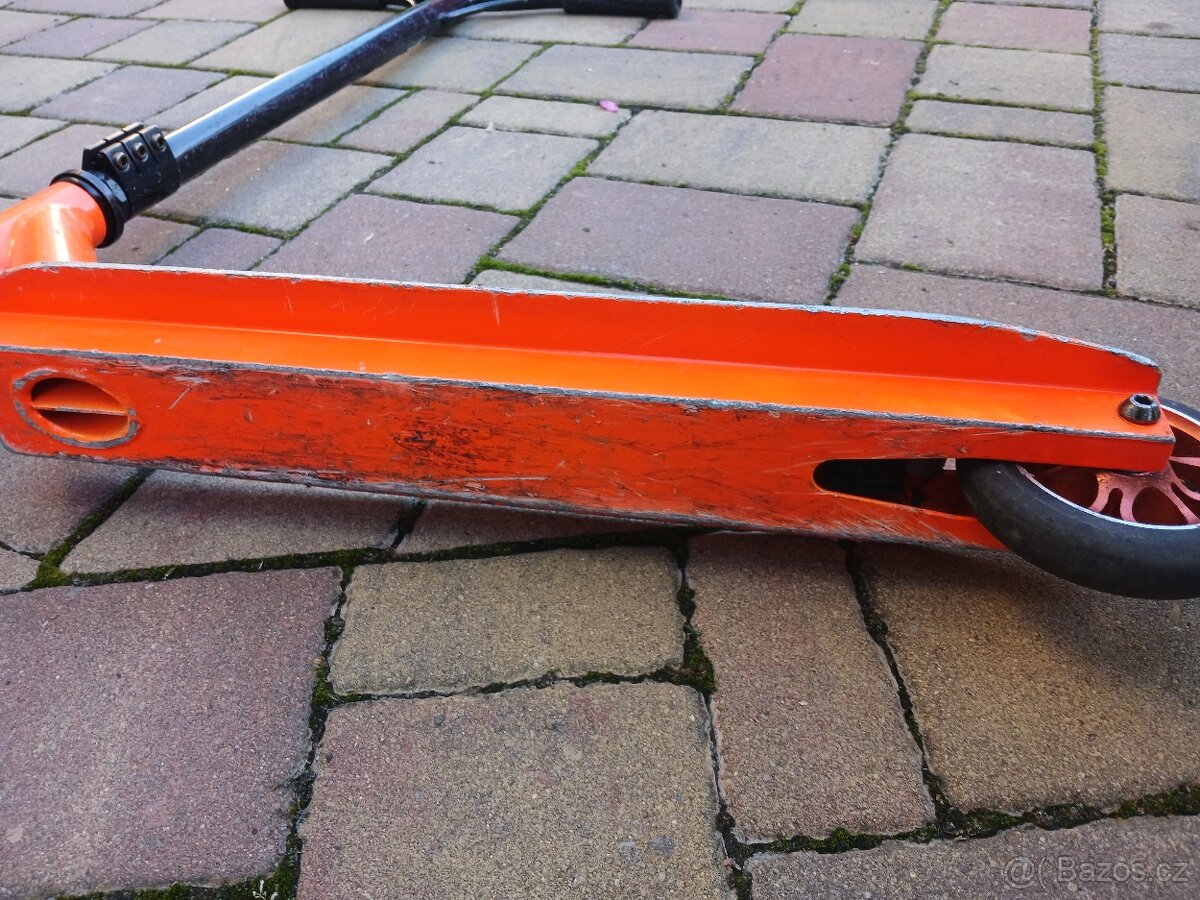 Freestyle koloběžka Spartan - 13