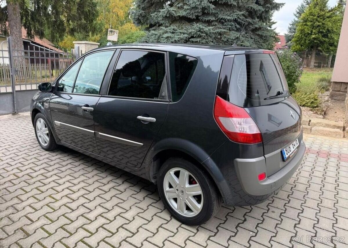 Renault Scénic 1,6i / 16V - 83Kw benzín - 13