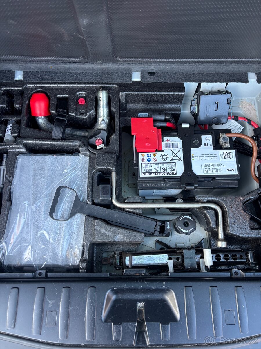 BMW X3 E83 xDrive 2.0d - 13