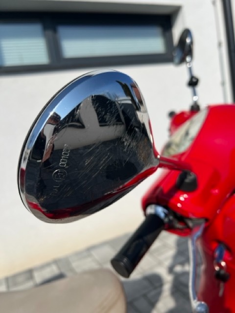 Vespa LX 125 - 13
