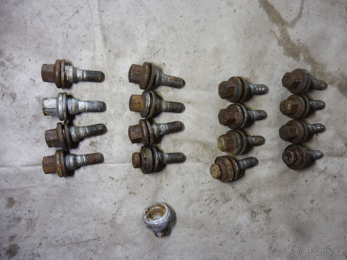 Prodám orig.16" litá kola+zimní pneu. PEUGEOT 307 rv: 2005 - 13