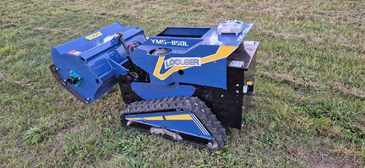 SVAHOVÁ RC ovládana cepáková sekačka AWY 80 SM - 13