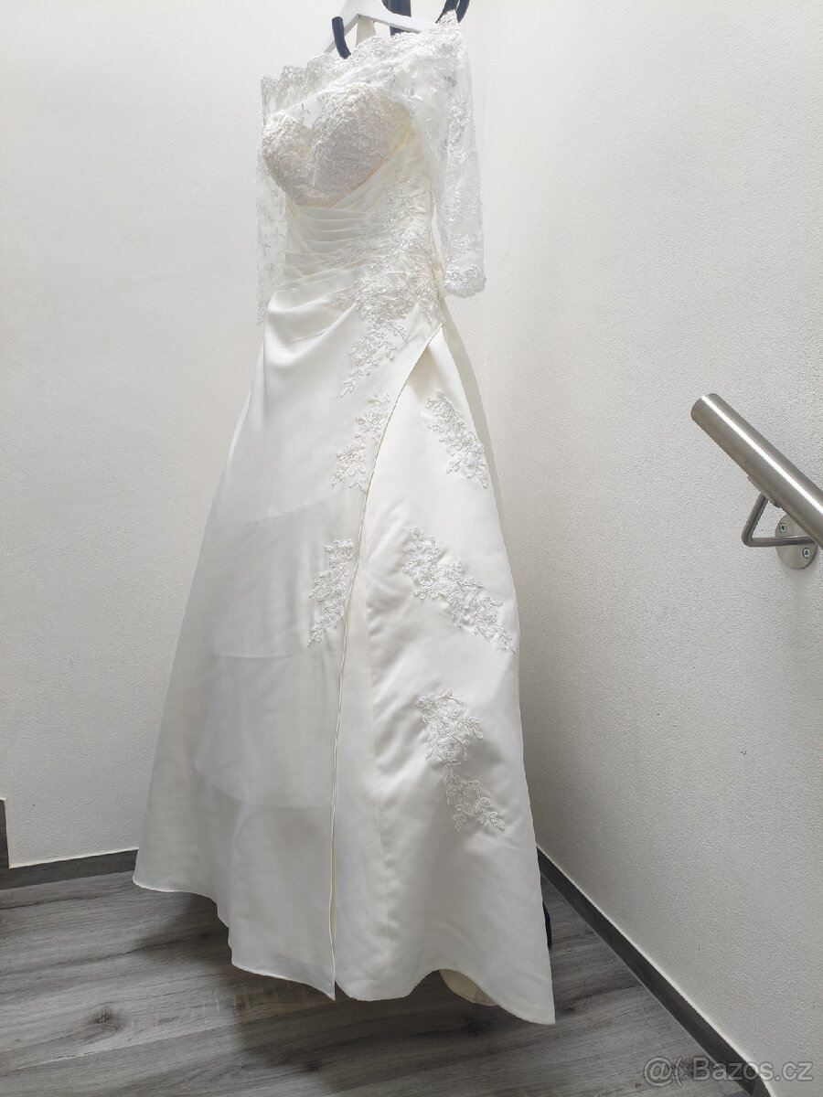 Svatební šaty s vlečkou vel. 36/38 - 13