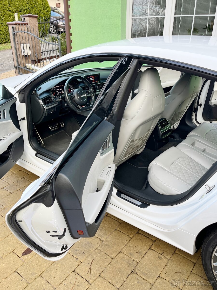 Audi A7 Sportback Quattro 3x S-line - 13