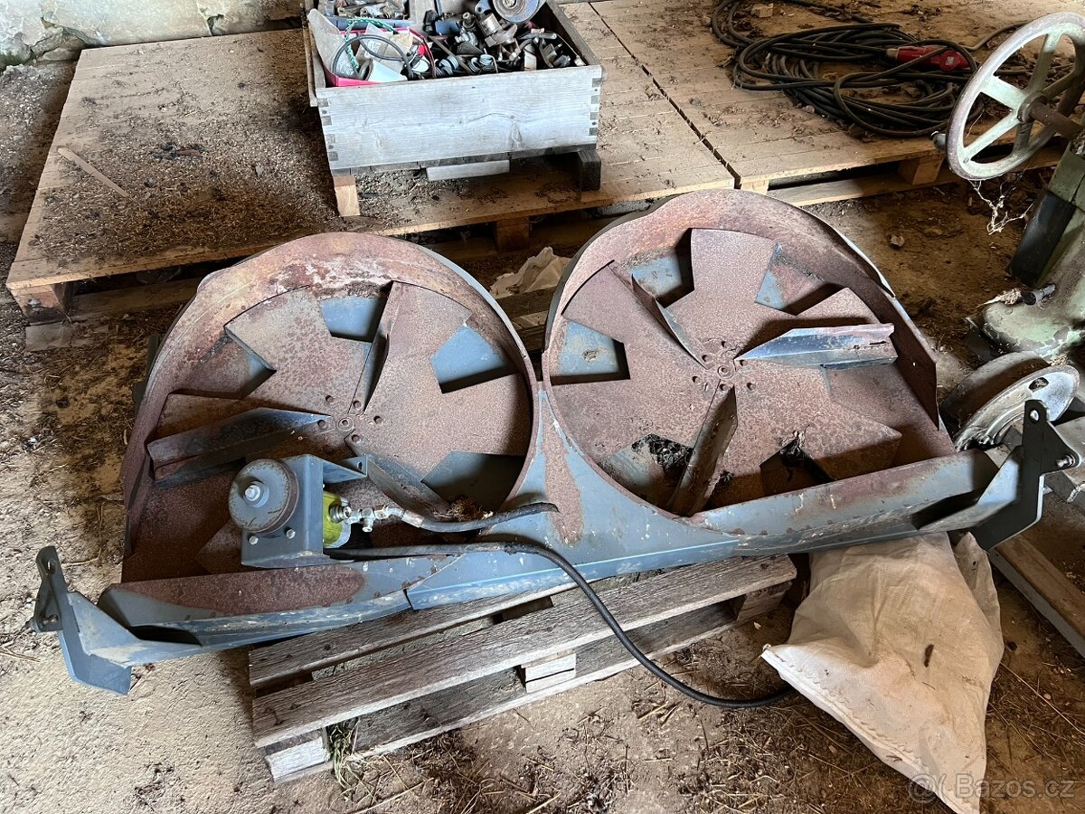 díly na kombajn - 13