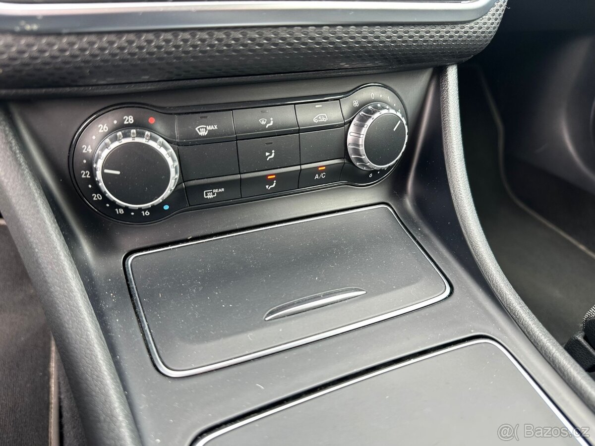 Mercedes-Benz A180d - 13