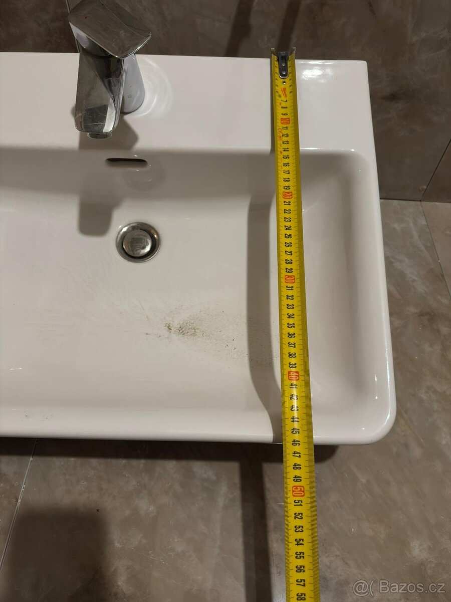 Vybavení do koupelny - 13