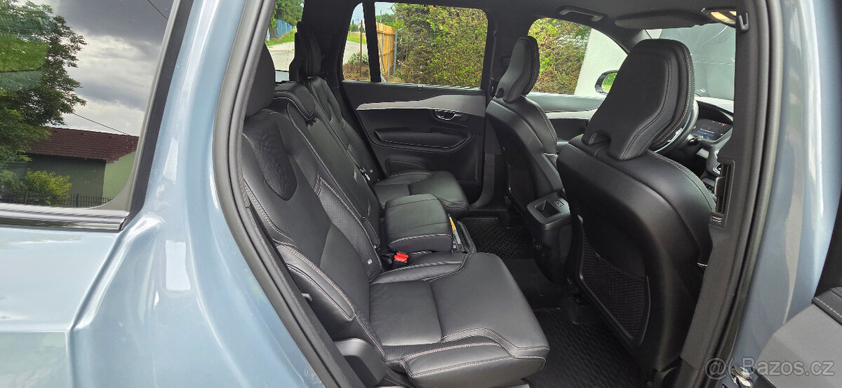 VOLVO XC90 r.v. 2022 - 13