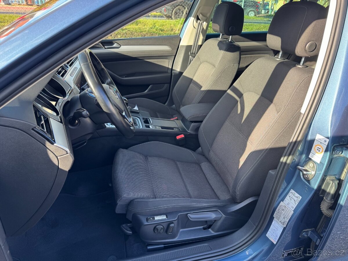 Volkswagen Passat Variant 2.0 TDi Comf. NAVI ALU-18 LED ACC - 13
