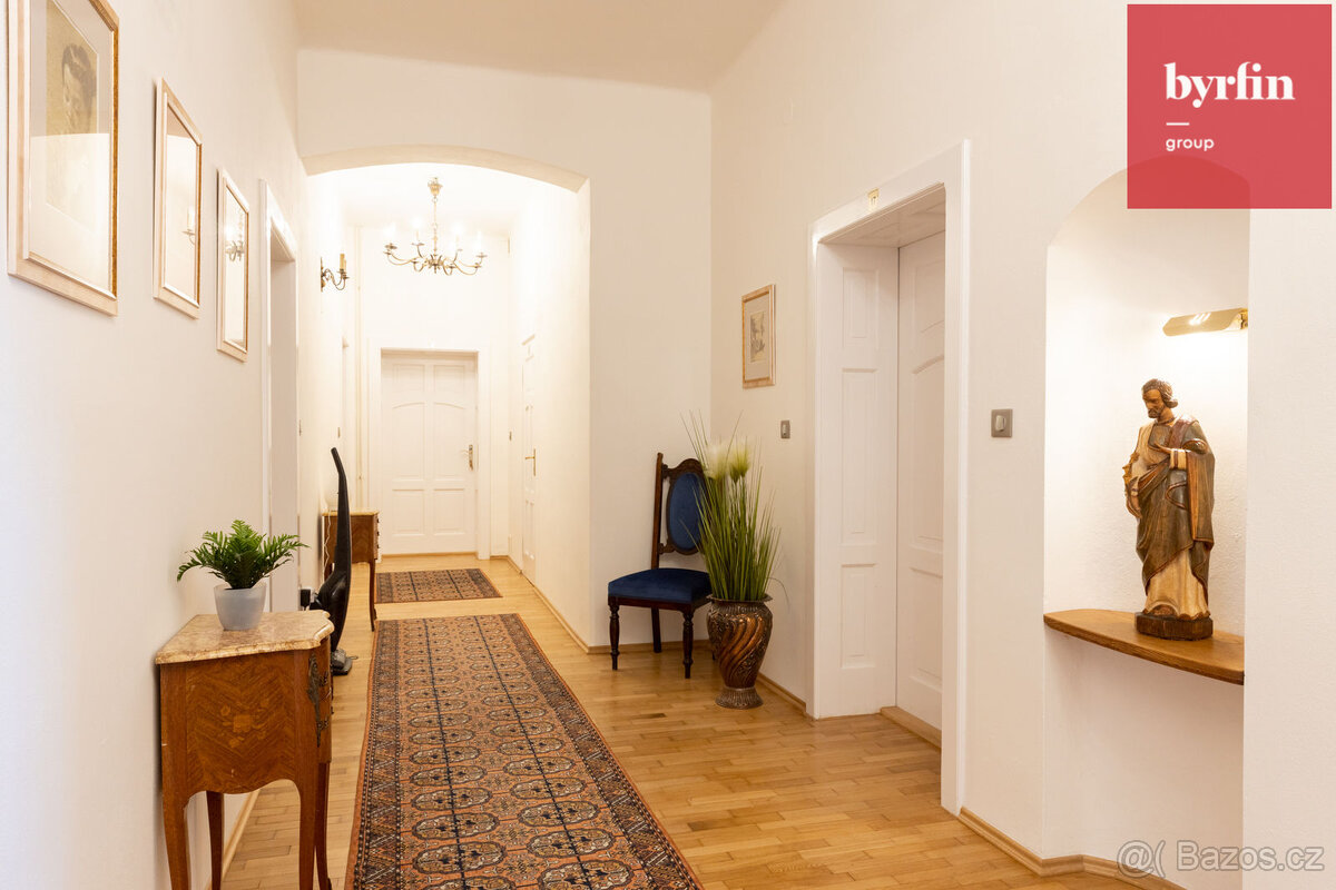 Prodej hotelu ve Vrbně pod Pradědem - 13