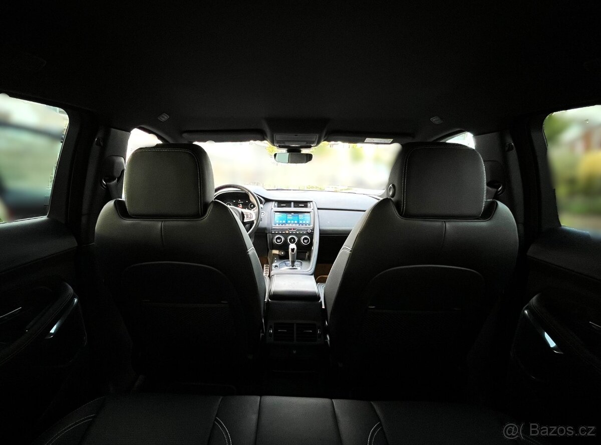 Jaguar E-PACE P250 AWD R-Dynamic Auto SE - 13