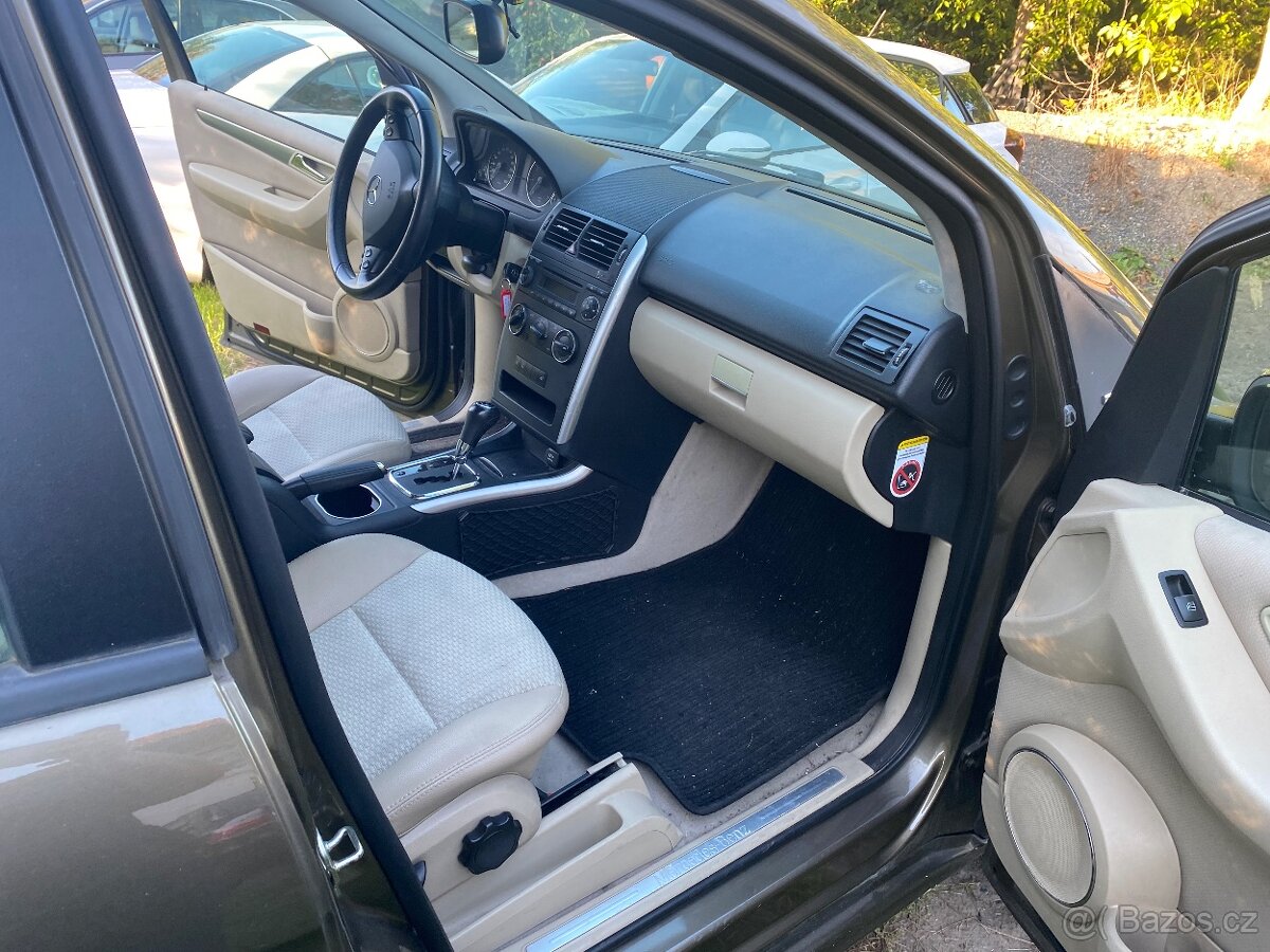 Mercedes benz W169. - 13