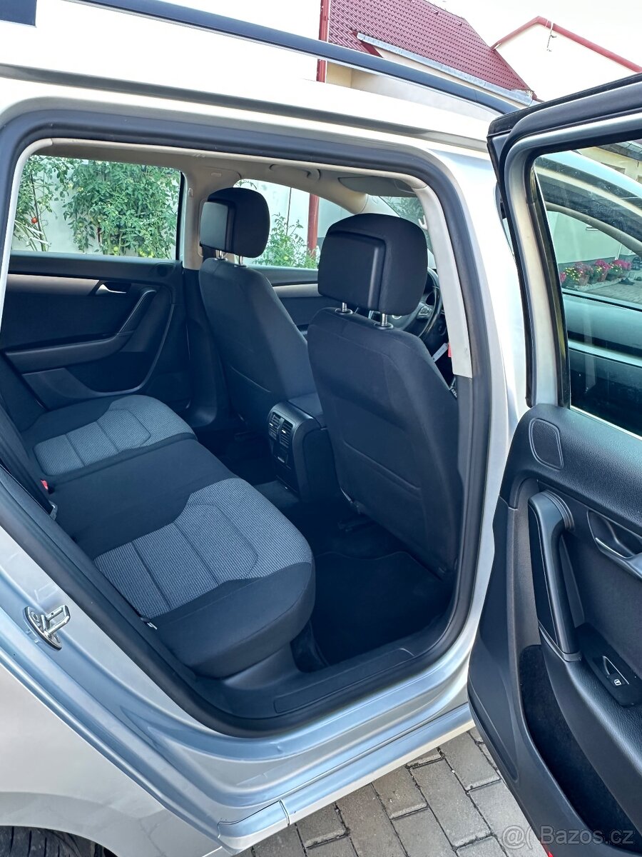 Volkswagen Passat B7 DSG - 13