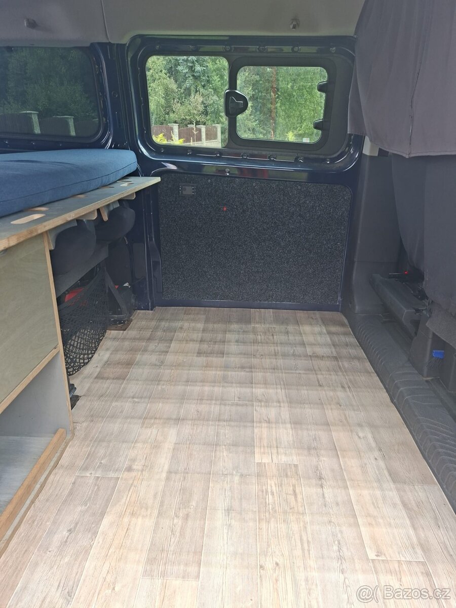 FORD TRANSIT CUSTOM, r. v. 2015, L2H2 - 13