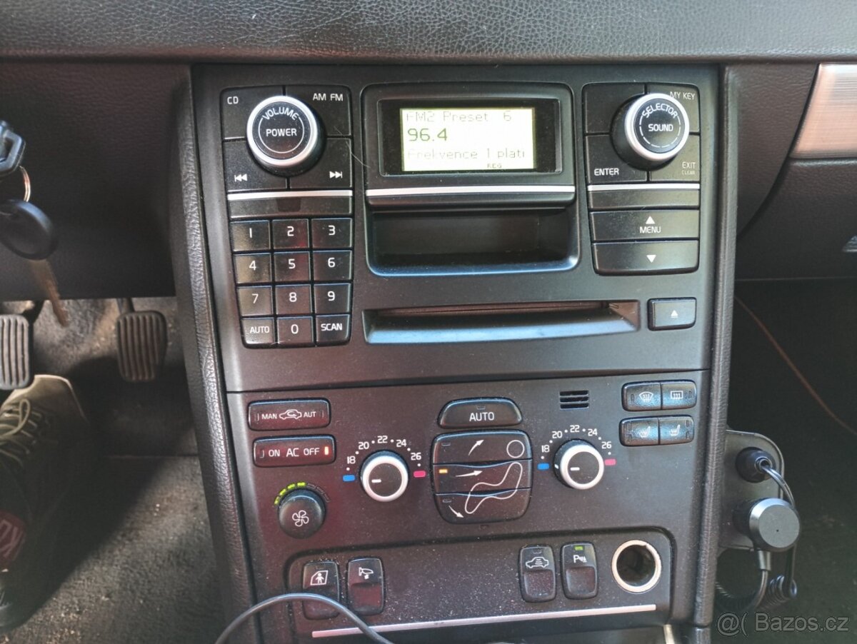 Volvo XC90 CM71 - 13